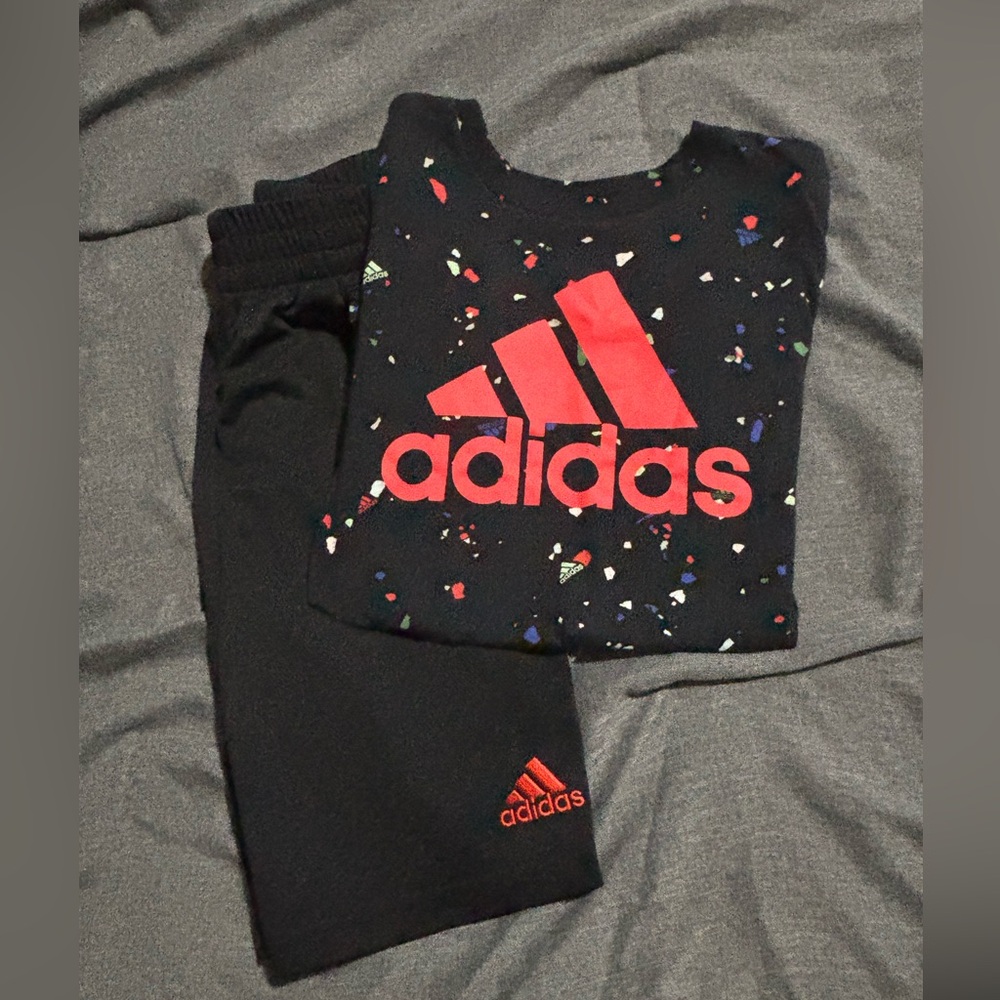 adidas Kids Black Tee with Multicolor Speckles